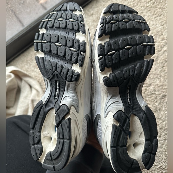 New Balance 530 - Women's Silver/Black/White size 9 - Picture 7 of 7